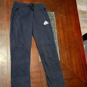 Black nike sweatpants fuzzy inside lightly used